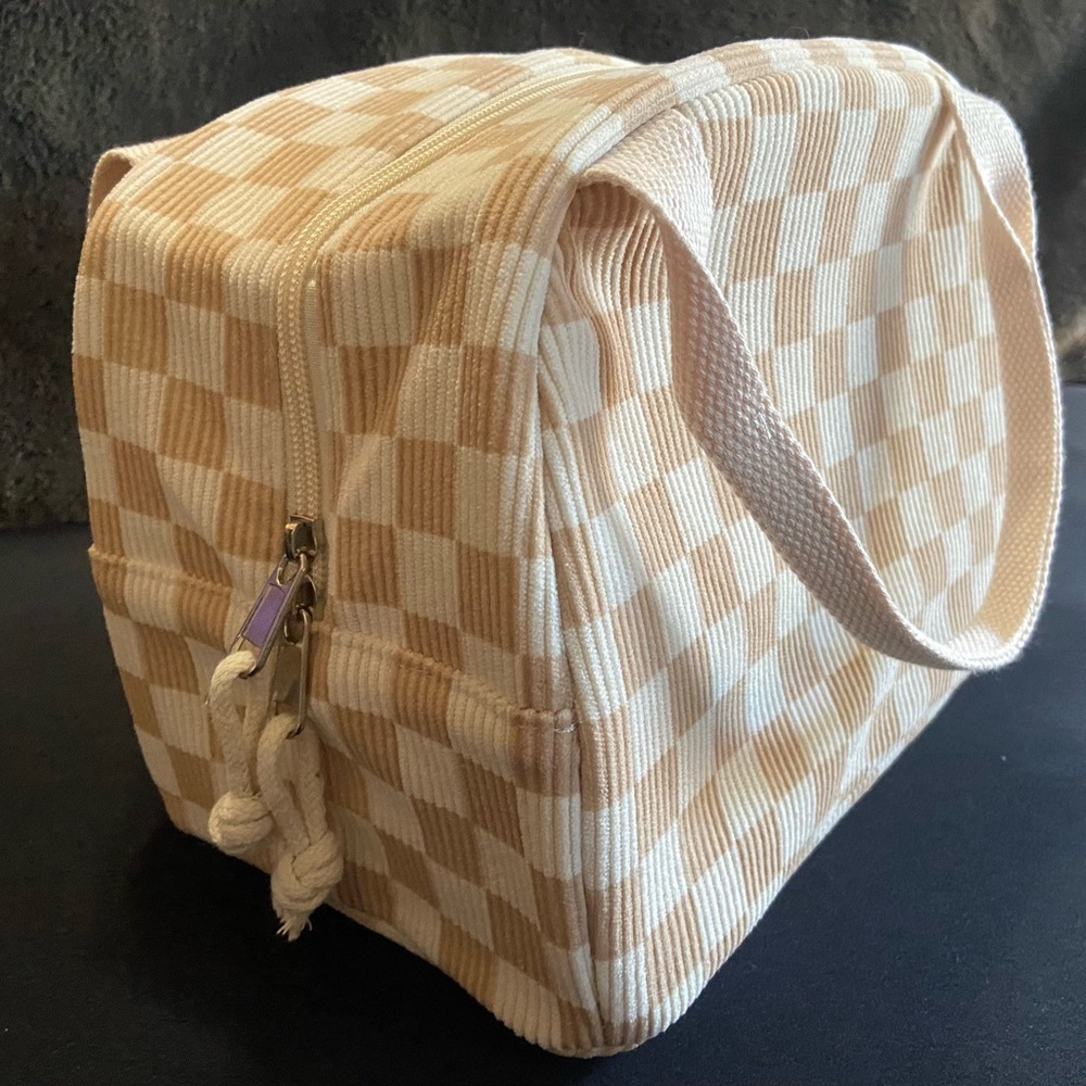 Lunch Bag ~ Lined ~ Checkered ~ NWOT